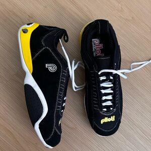 Piloti Spyder S1 Lace up Driving/Racing Black and Yellow Men's Shoes
